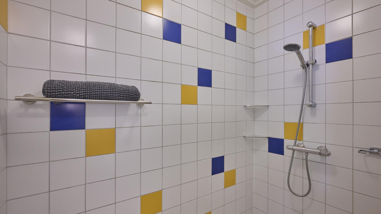 Wellnesshuisje Engelse Tuin - Badkamer