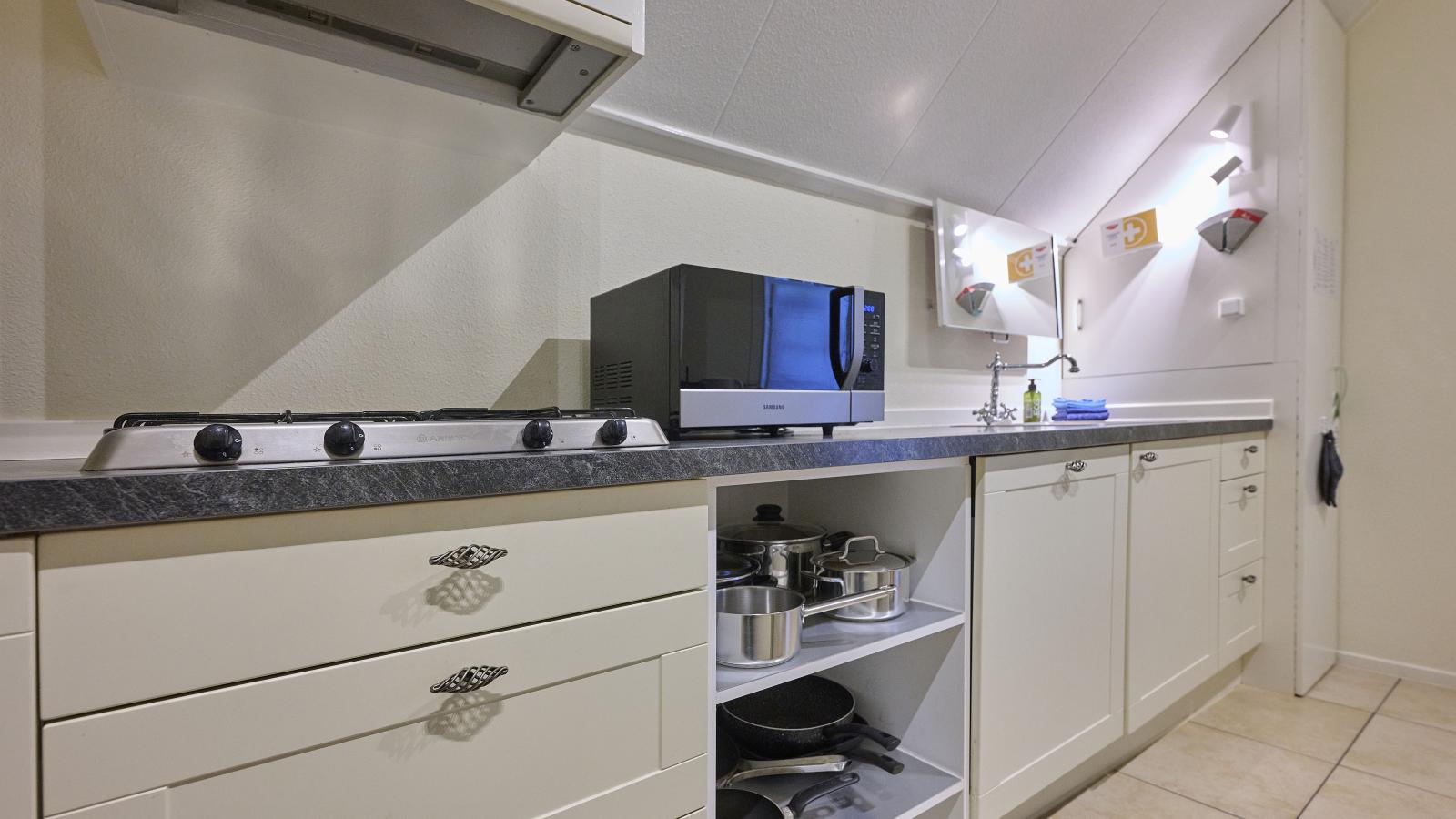 Wellnesshuisje Engelse Tuin - Keuken