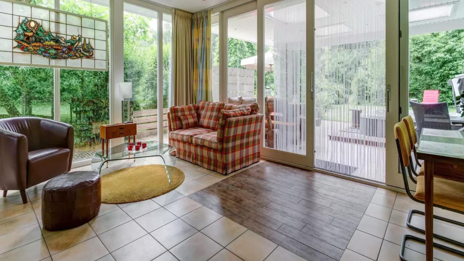 Wellnesshuisje Engelse Tuin-Living room