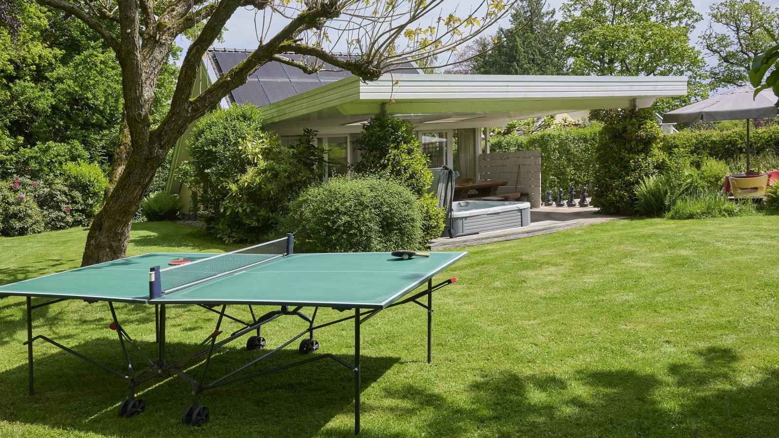 Wellnesshuisje Engelse Tuin - Buitenkant zomer