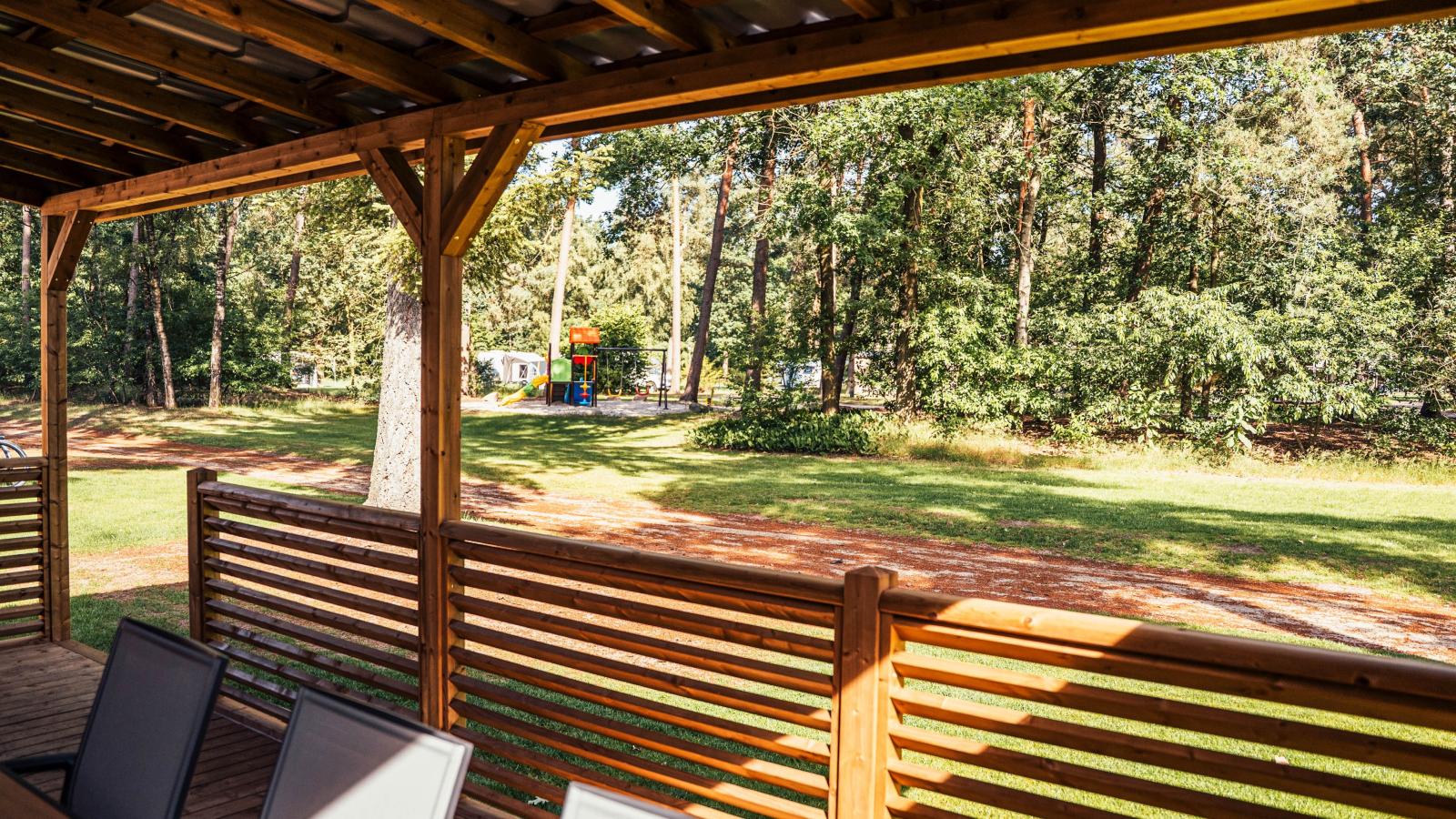 Timber-Lodge - Tuinen zomer