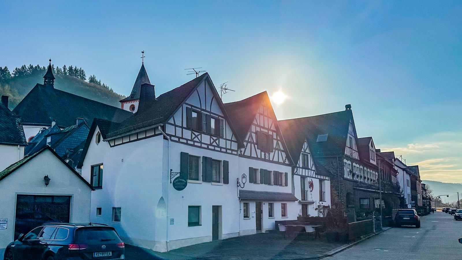 Burgen-Buitenkant zomer