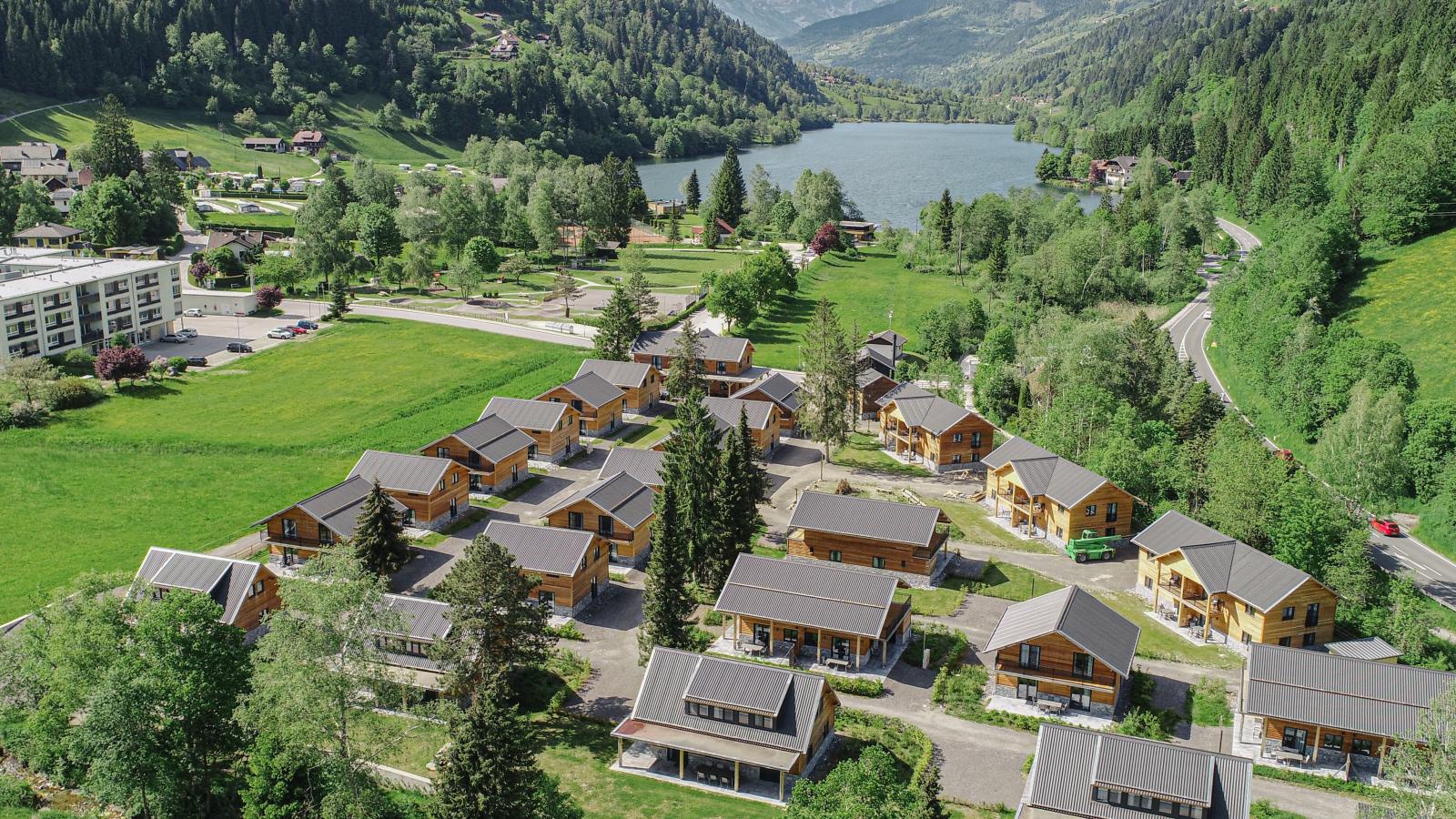 Seeblick am Afritzer See-Gebieden zomer 1km