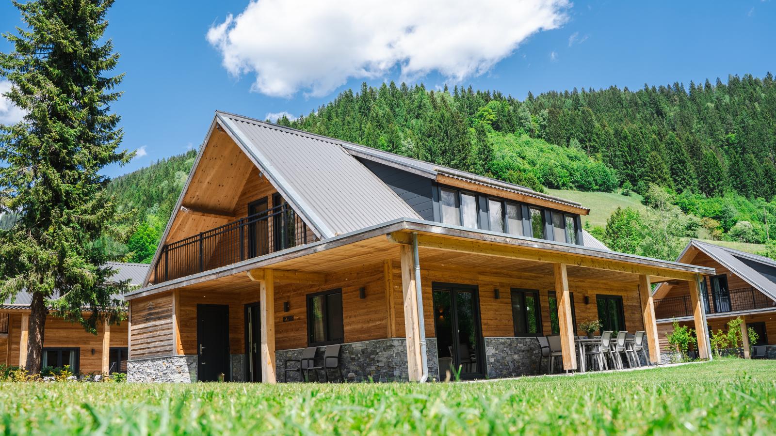 Alpenchalet Kärntnerglück-Exterior in summer