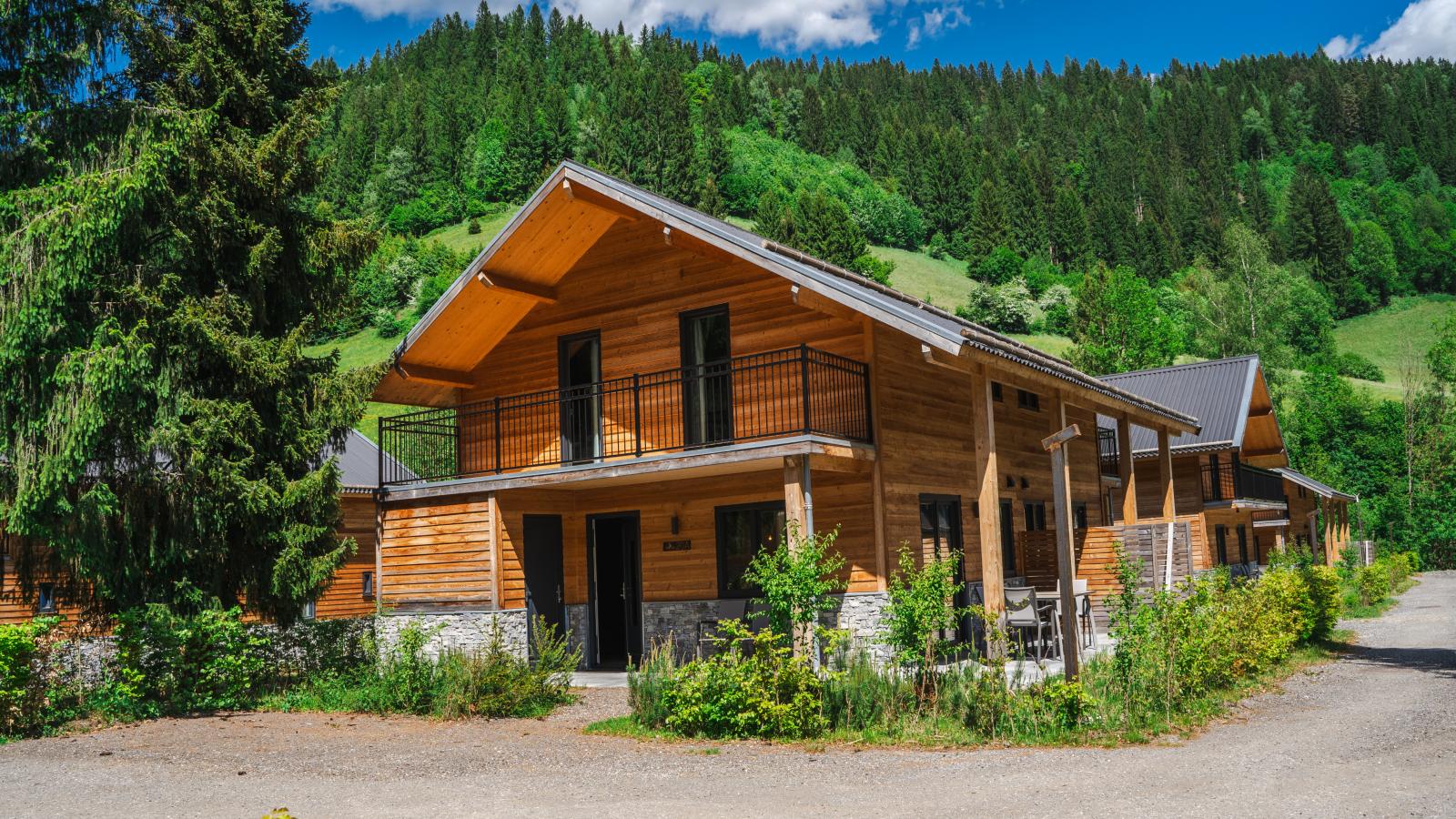 Berg und See-Exterior in summer