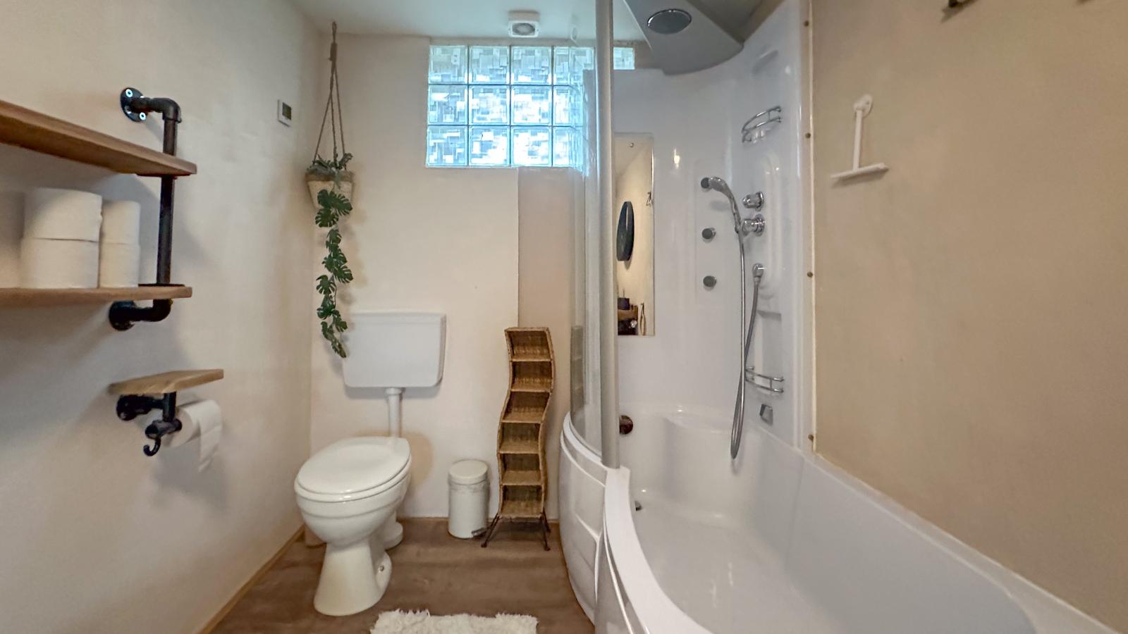 Münstermaifeld-Badkamer