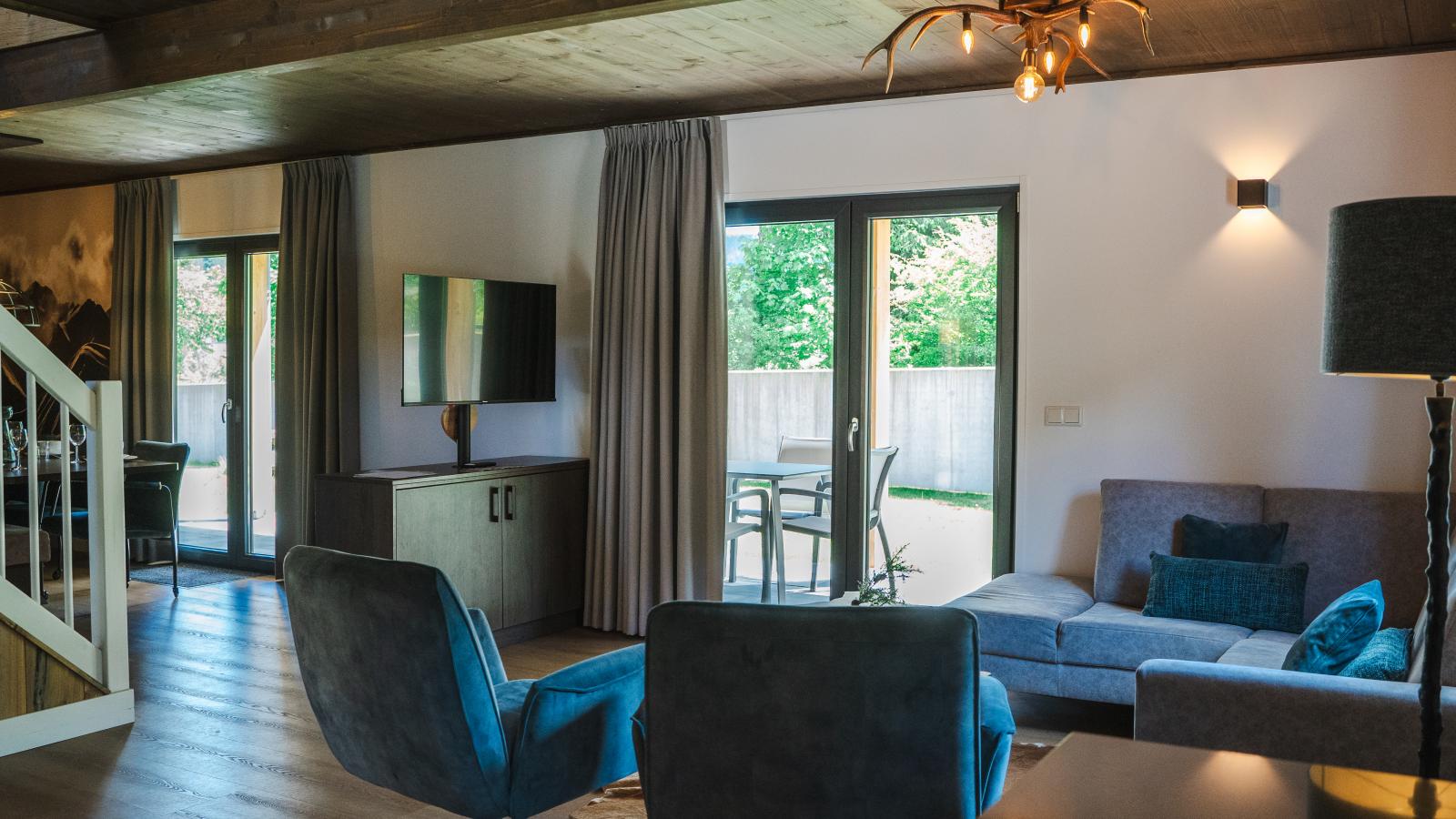 Alpenchalet am See-Woonkamer