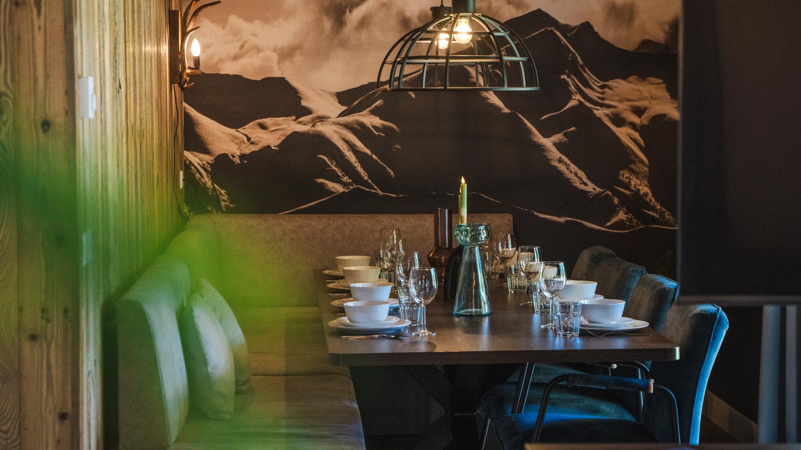 Alpenchalet am See-Eetkamer