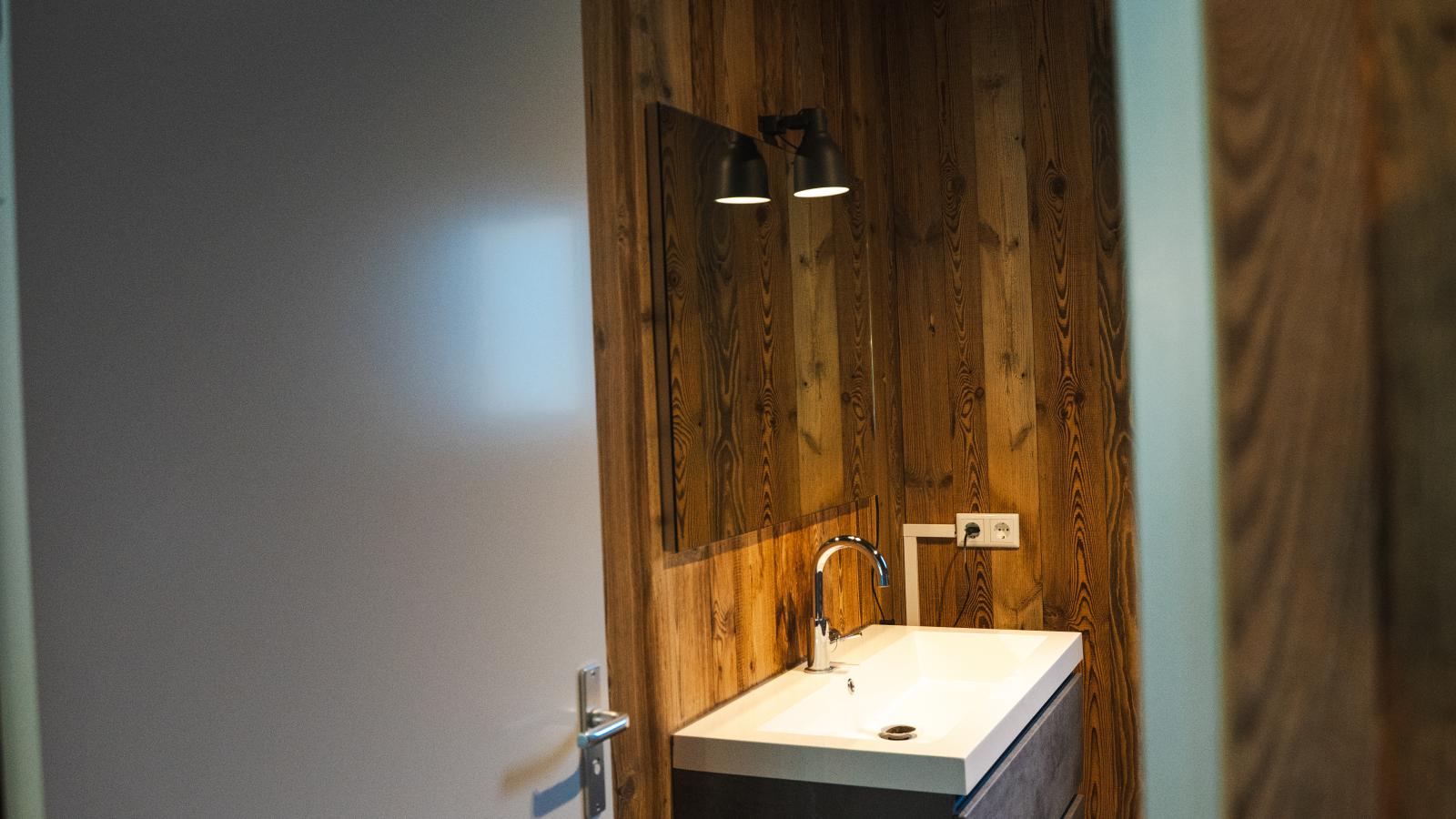 Afritz am See-Badkamer