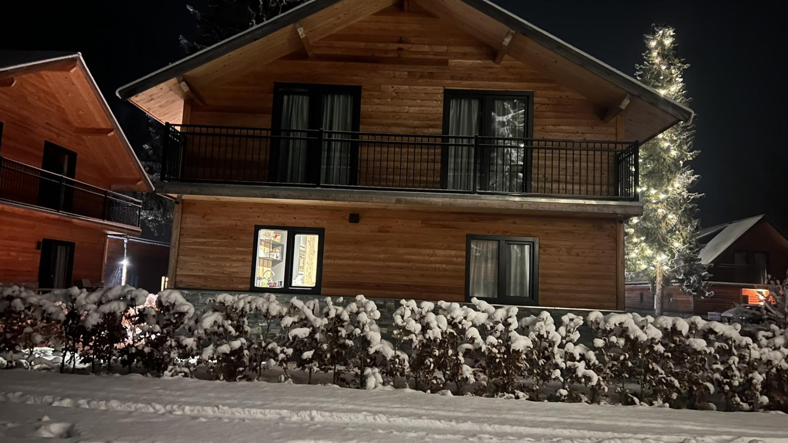 Alpenchalet Nockblick am Afritzer See-Exterieur winter