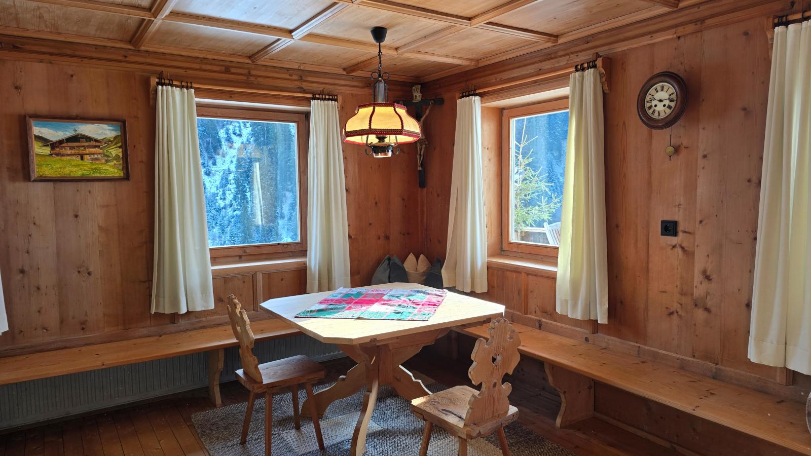 Hacklerhof Top 2 und 3-Eetkamer