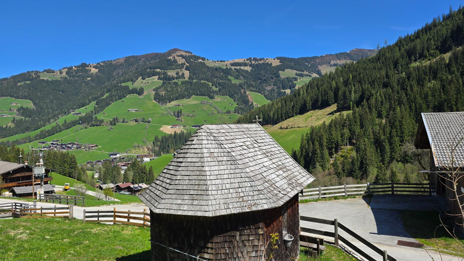 Hacklerhof Top 2 und 3 - Uitzicht zomer