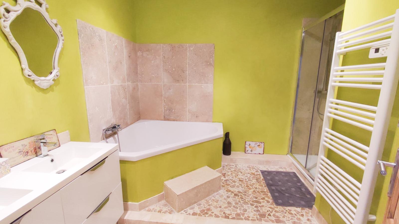 Citron-Bathroom