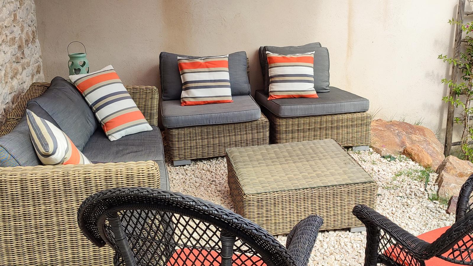 Citron-Terrace balcony