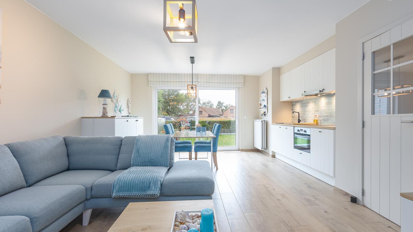 Lotus - 0003 + park. 3