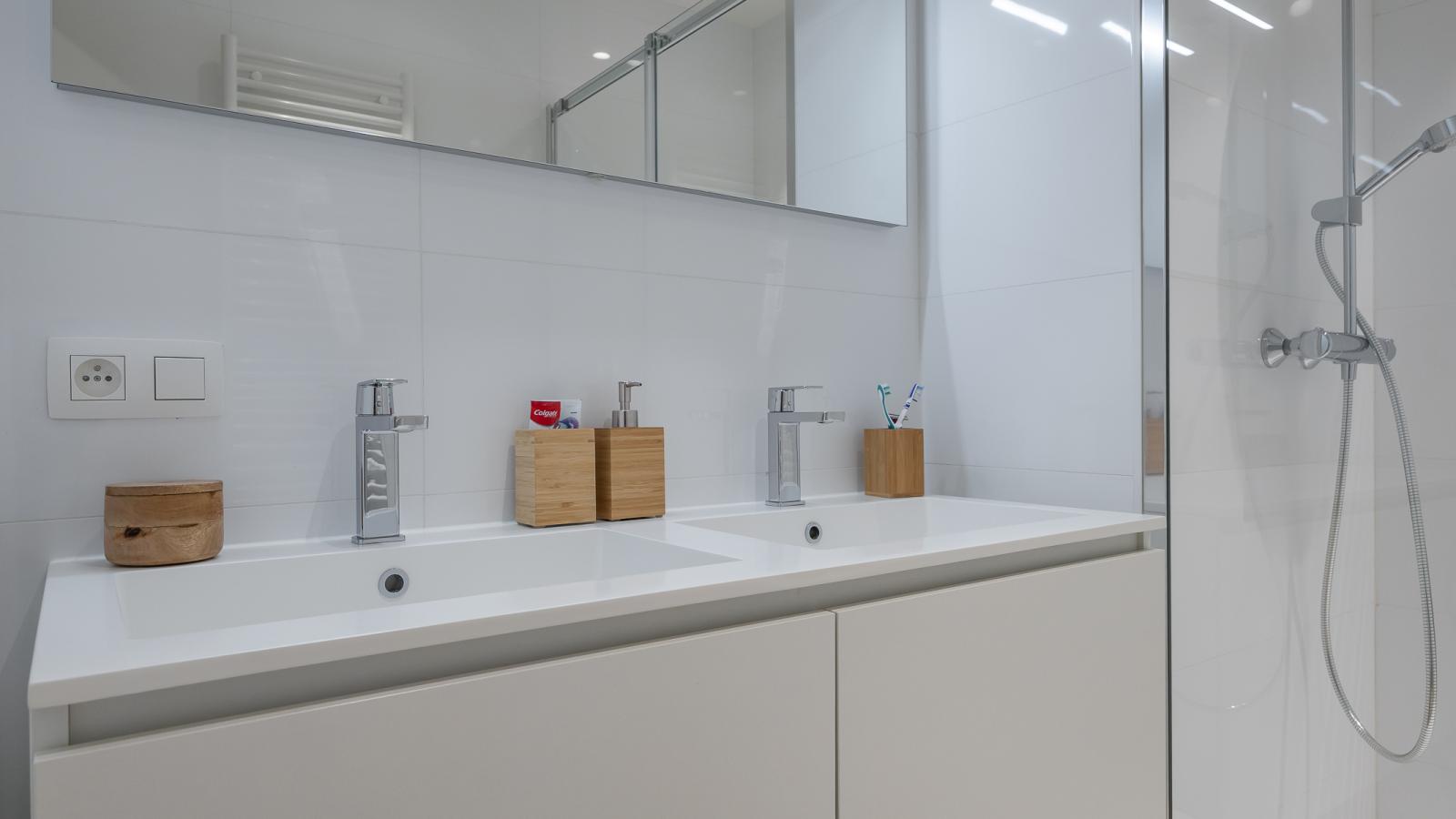 Castor - 0102-Badkamer