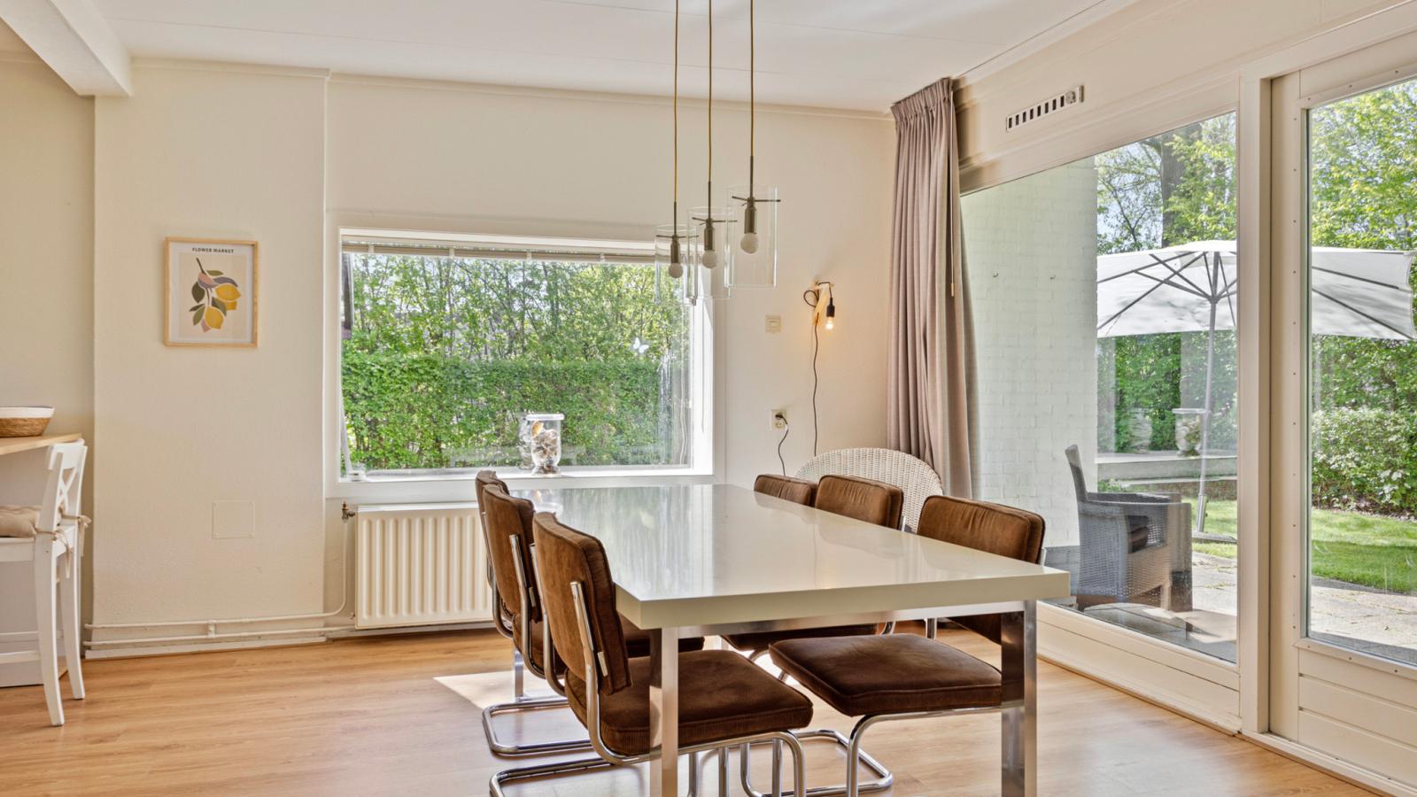 Duinlodge Groot Valkenisse - Salle à manger