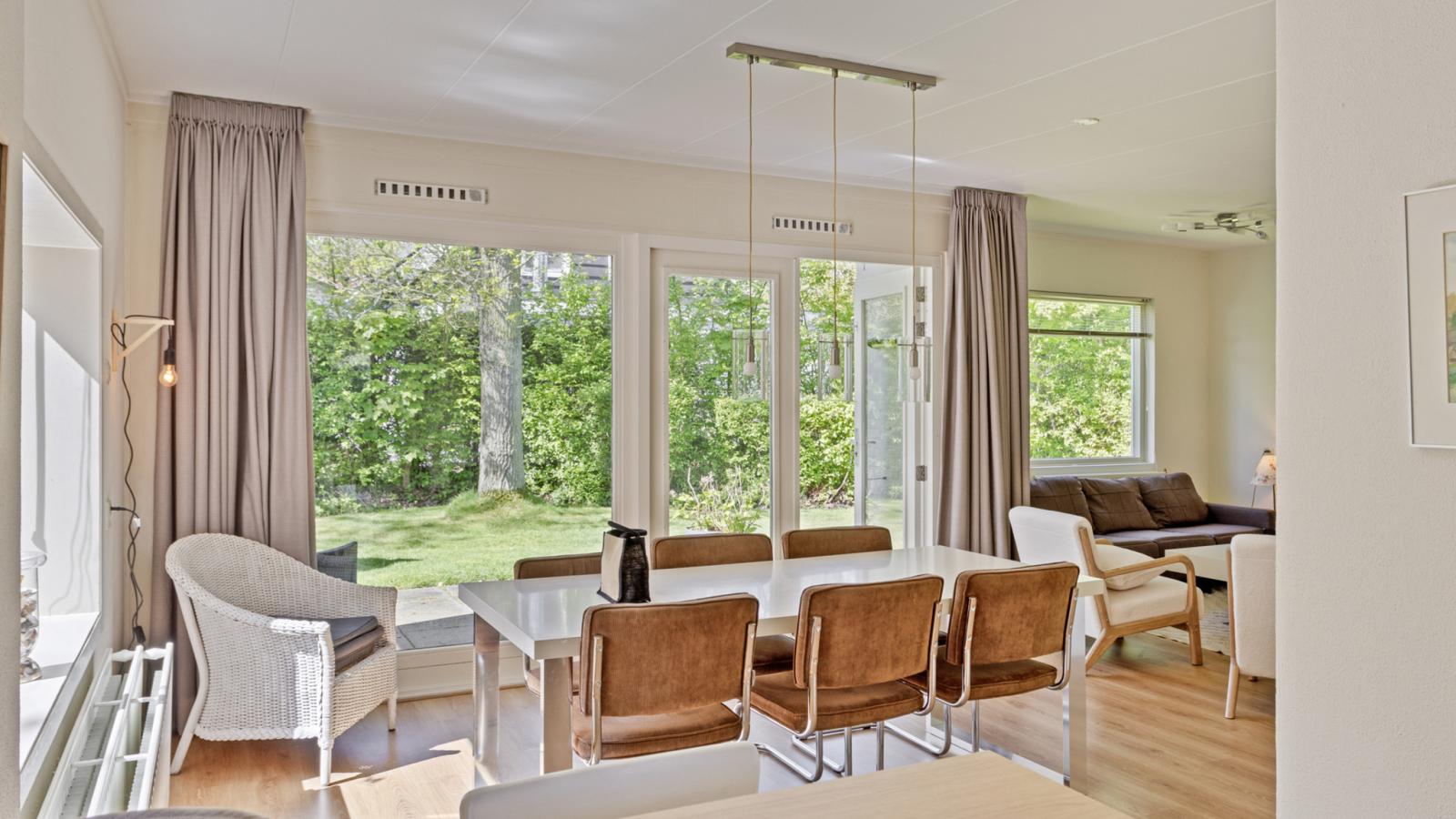 Duinlodge Groot Valkenisse - Salle à manger