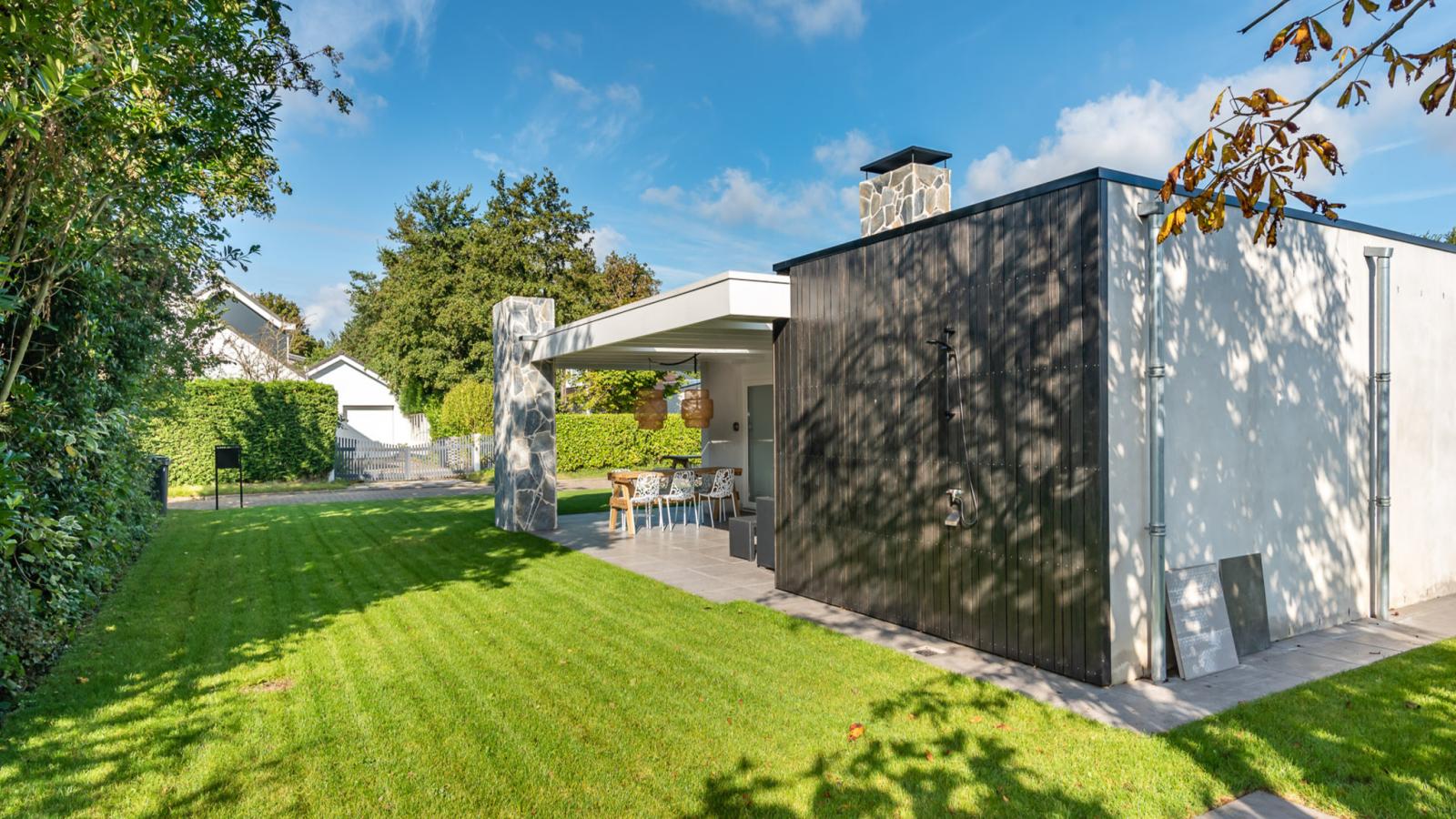 Bos  Meer Lodge Kamperland - Jardins en été