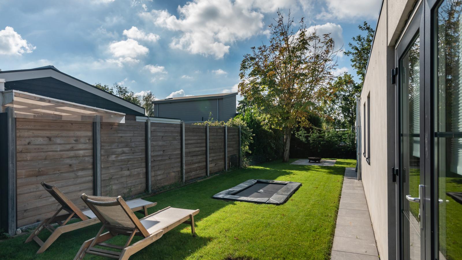 Bos  Meer Lodge Kamperland - Jardins en été