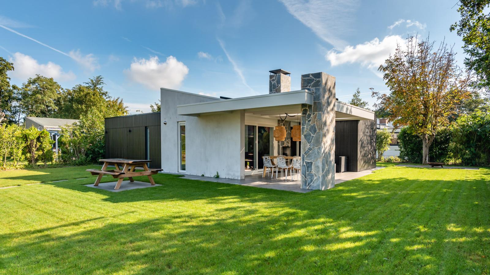 Bos  Meer Lodge Kamperland - Jardins en été