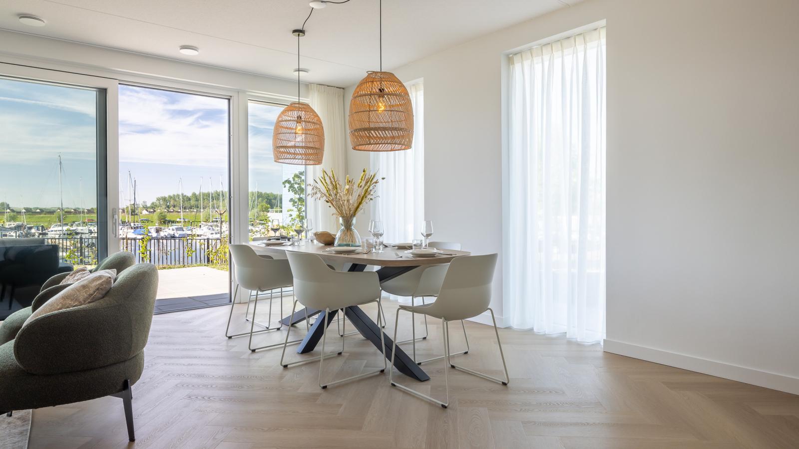 Marina House Kortgene - Eetkamer