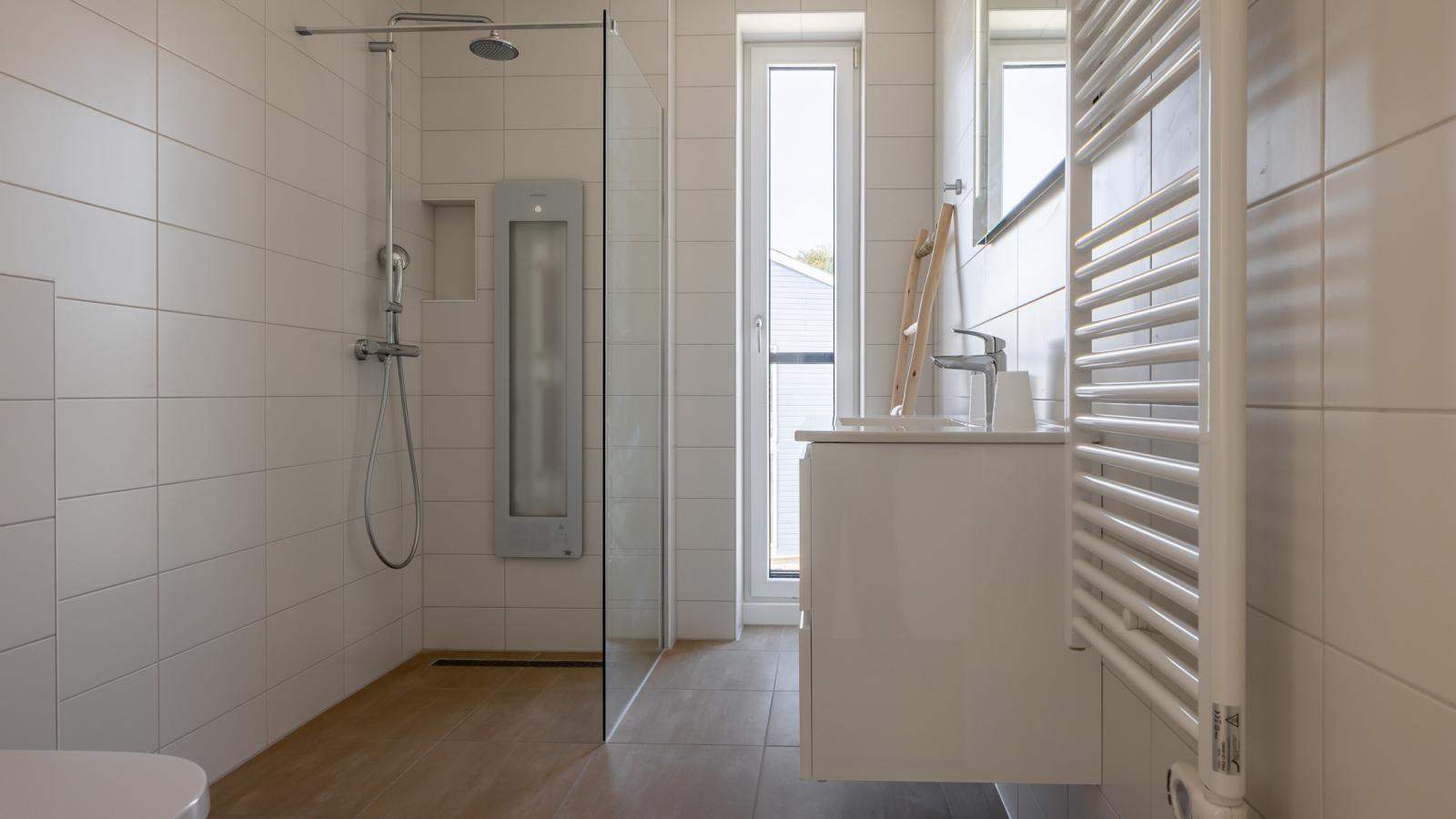 Panorama Appartement Kortgene - Badkamer