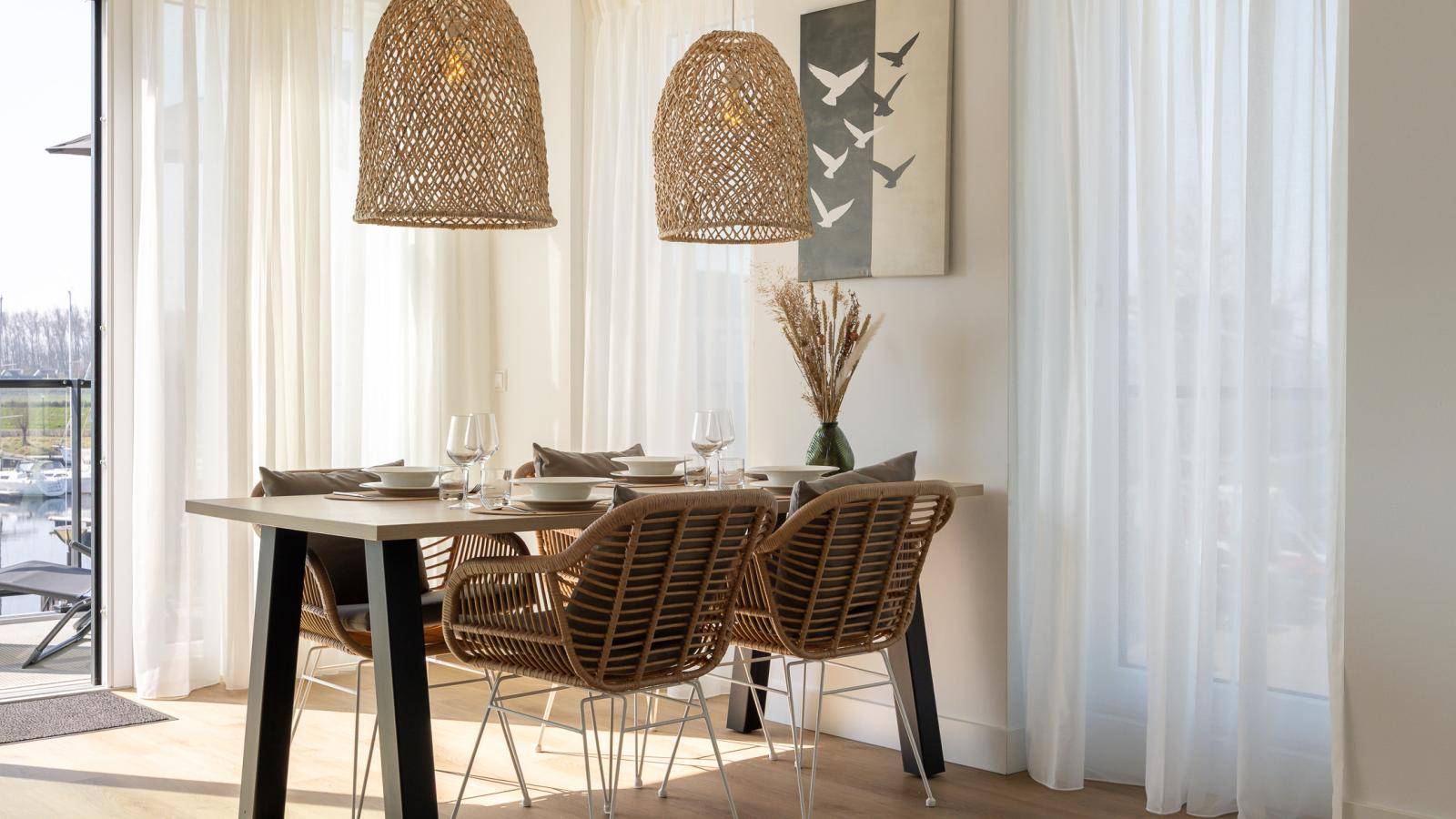 Panorama Appartement Kortgene - Eetkamer