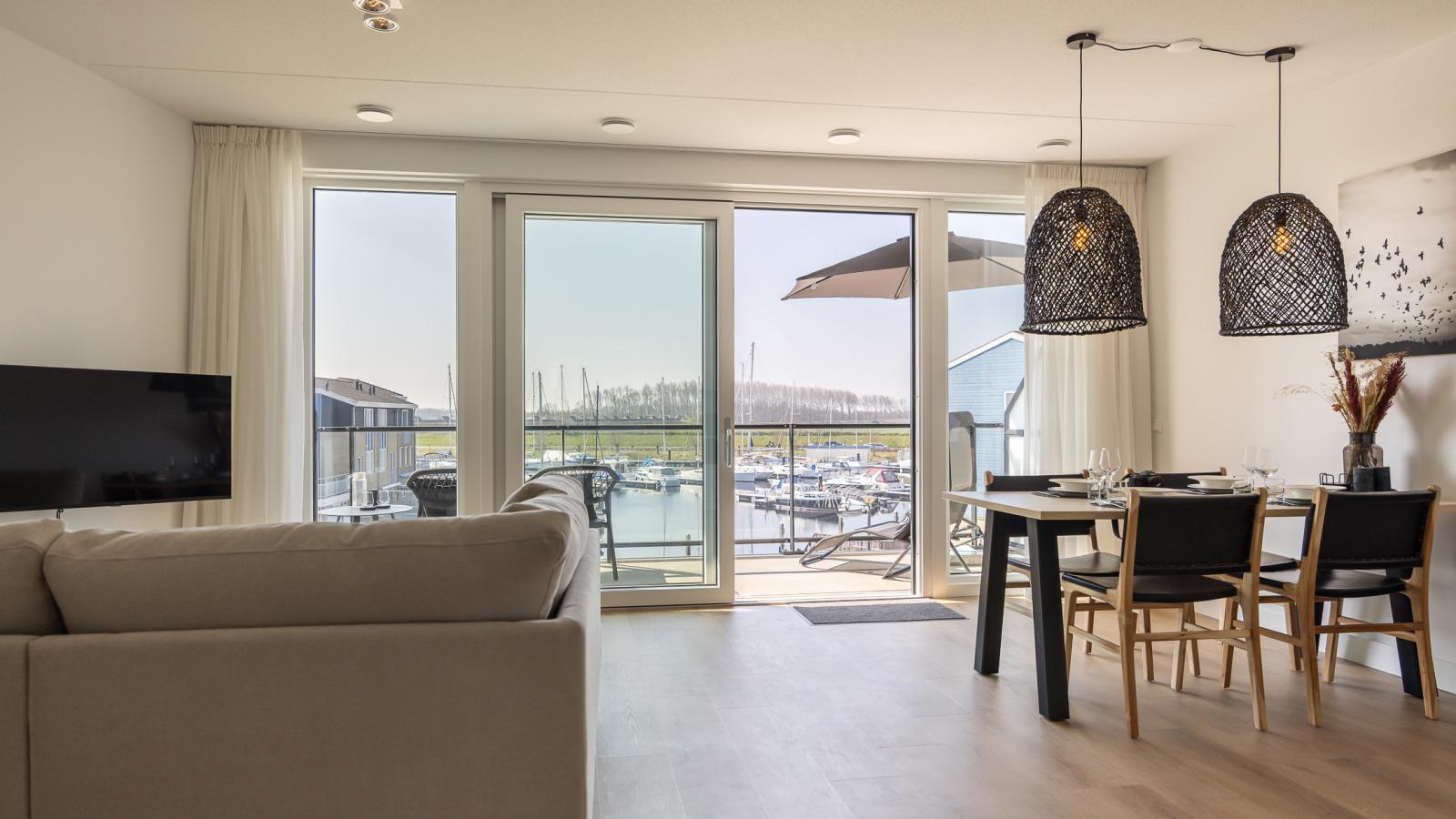 Marina Relax Suite Kortgene - Woonkamer