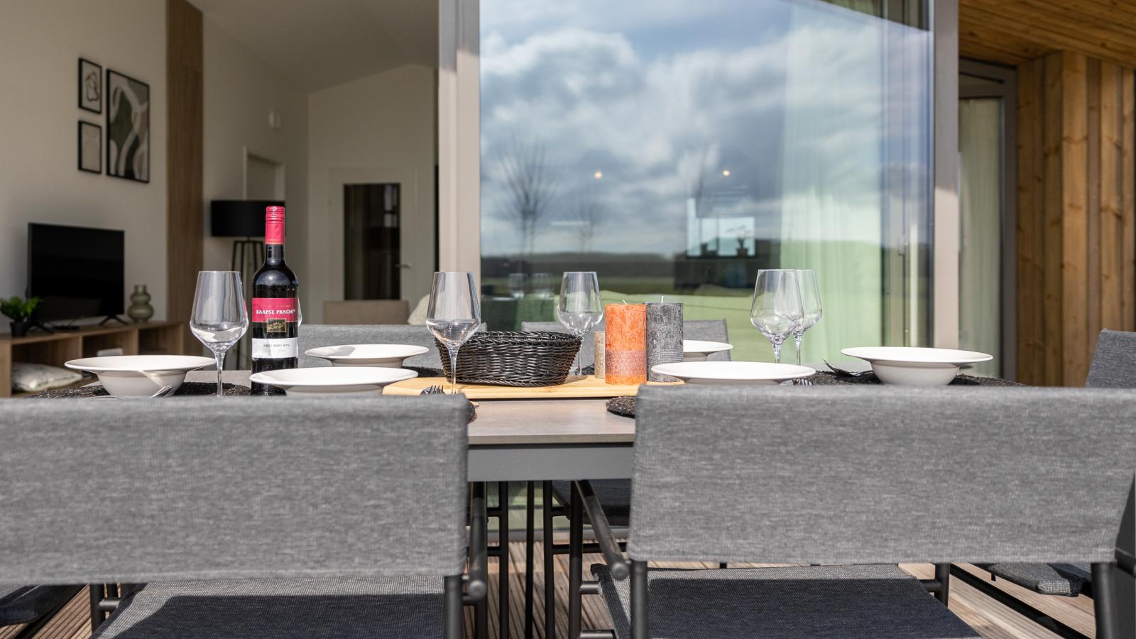 Natuurhuis Oeverlicht - Tuinen zomer