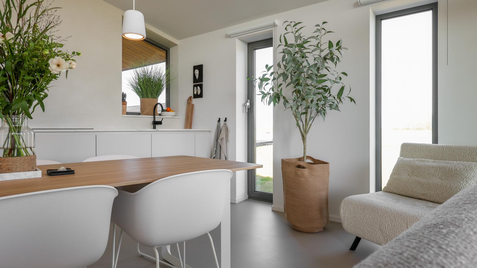 Natuurhuis Oeverzicht - Eetkamer