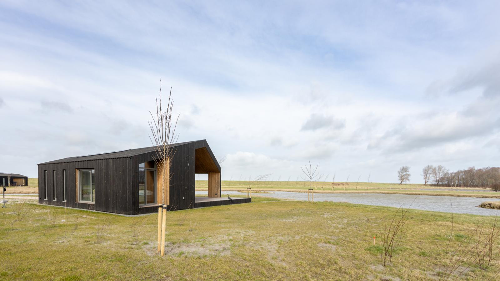 Natuurhuis Waterrand - Buitenkant zomer