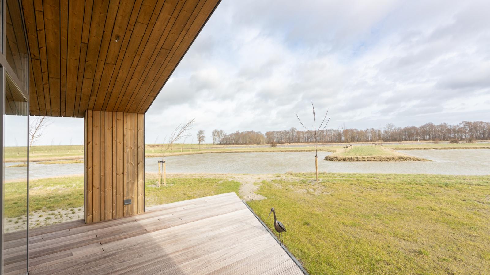 Natuurhuis Waterrand - Buitenkant zomer