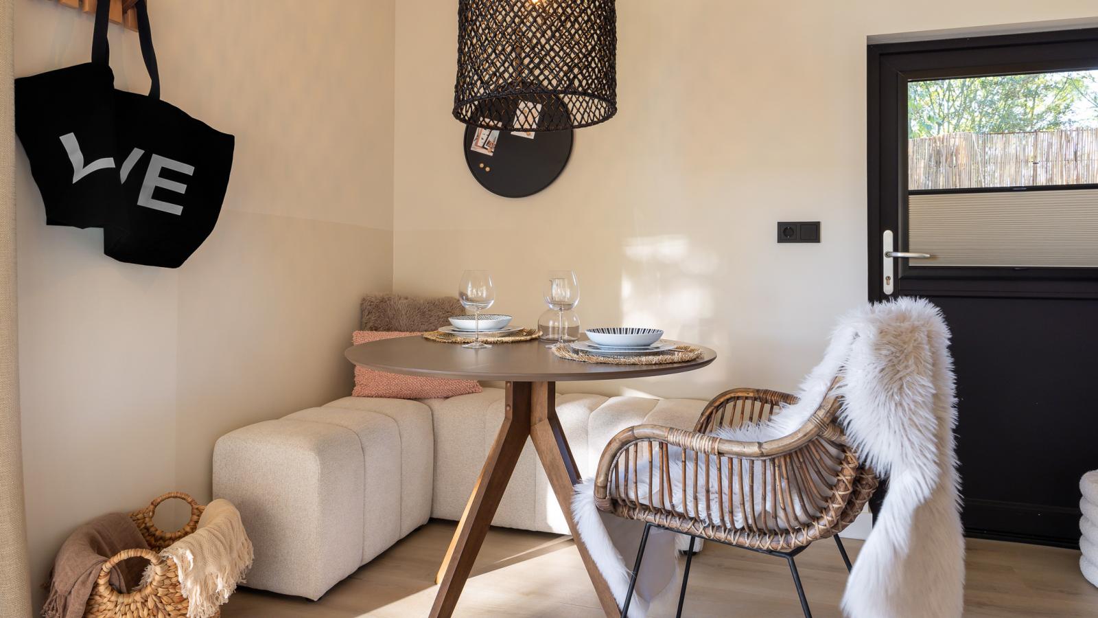 Zonnestek - Eetkamer