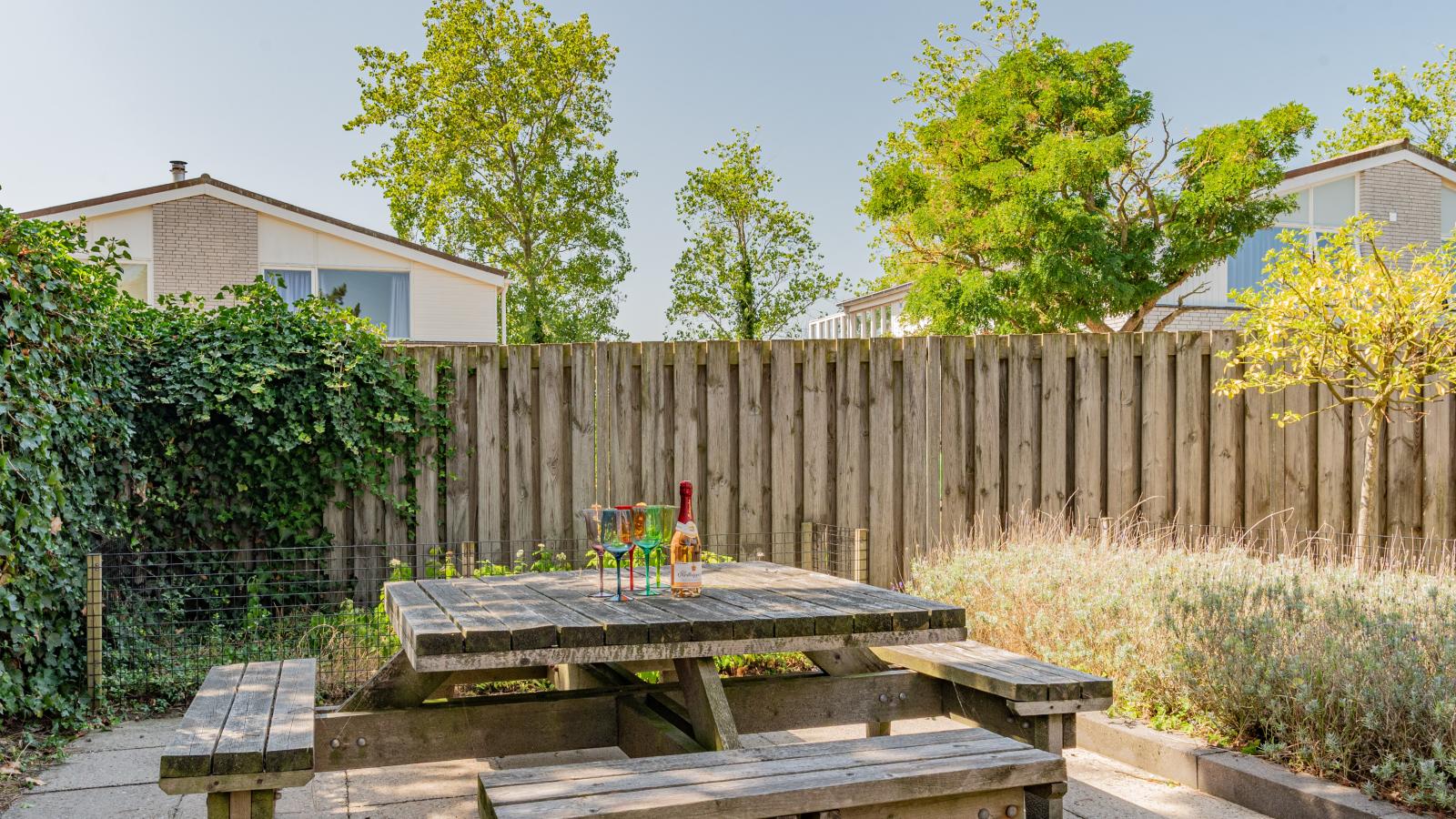 Het Oesterhuis - Tuinen zomer