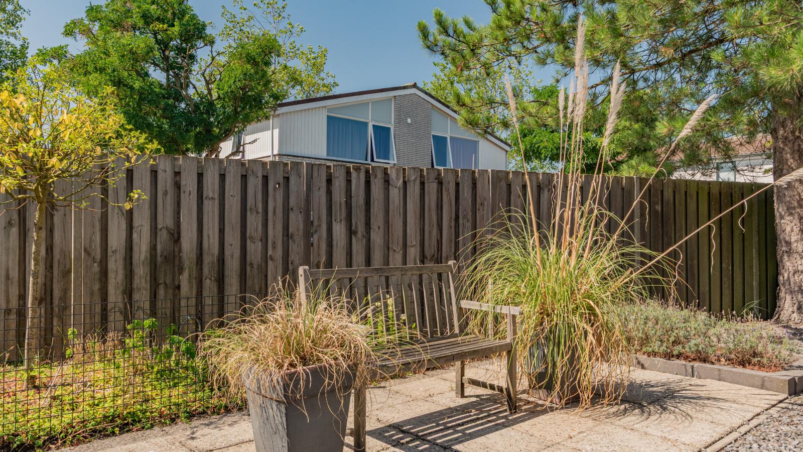 Het Oesterhuis - Tuinen zomer