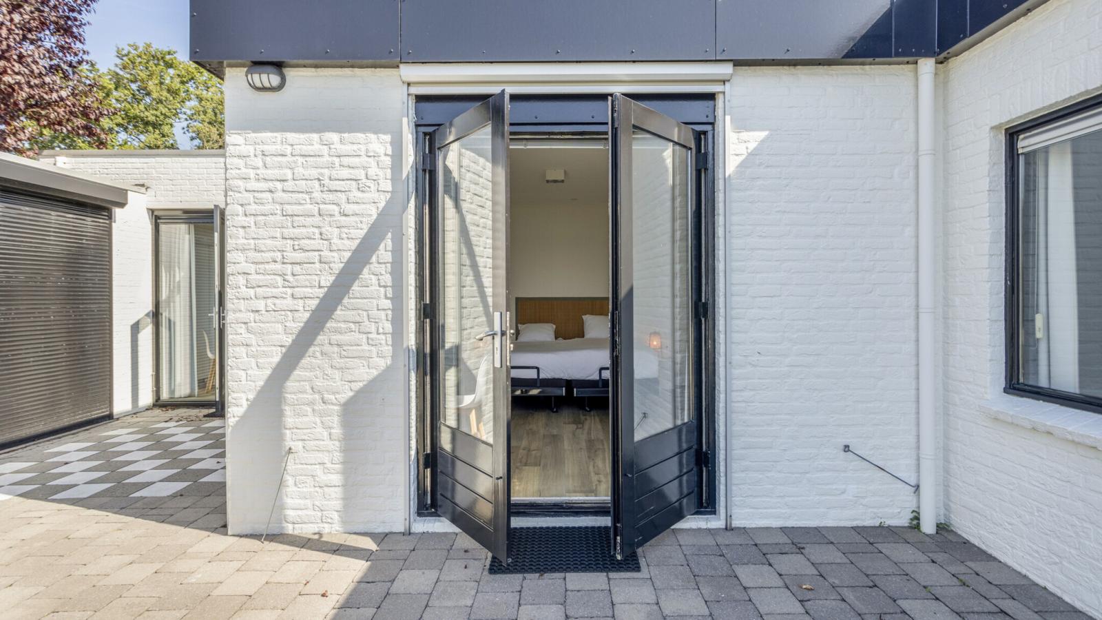 Reiger aan het Meer - Buitenkant zomer