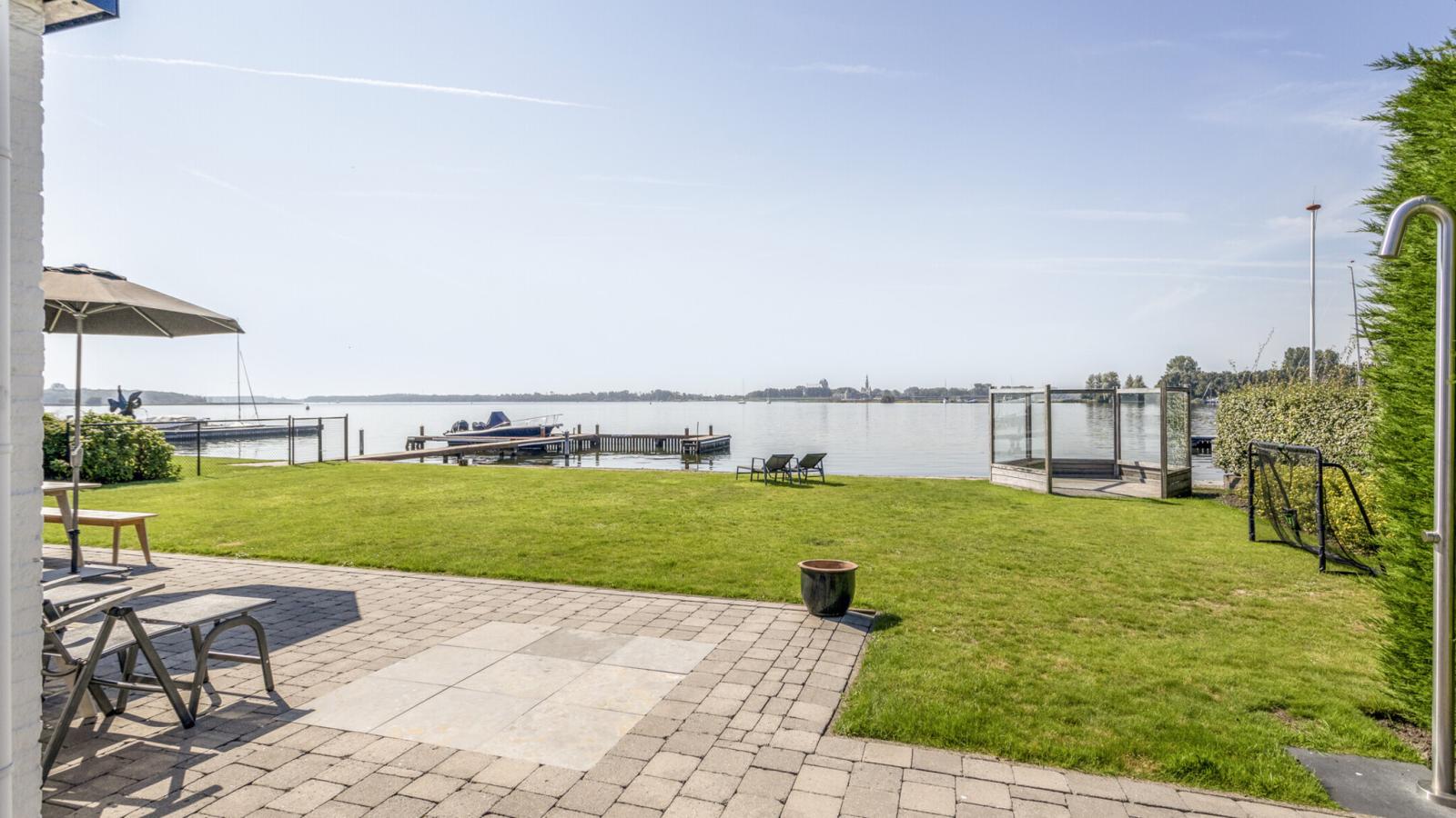 Reiger aan het Meer - Tuinen zomer