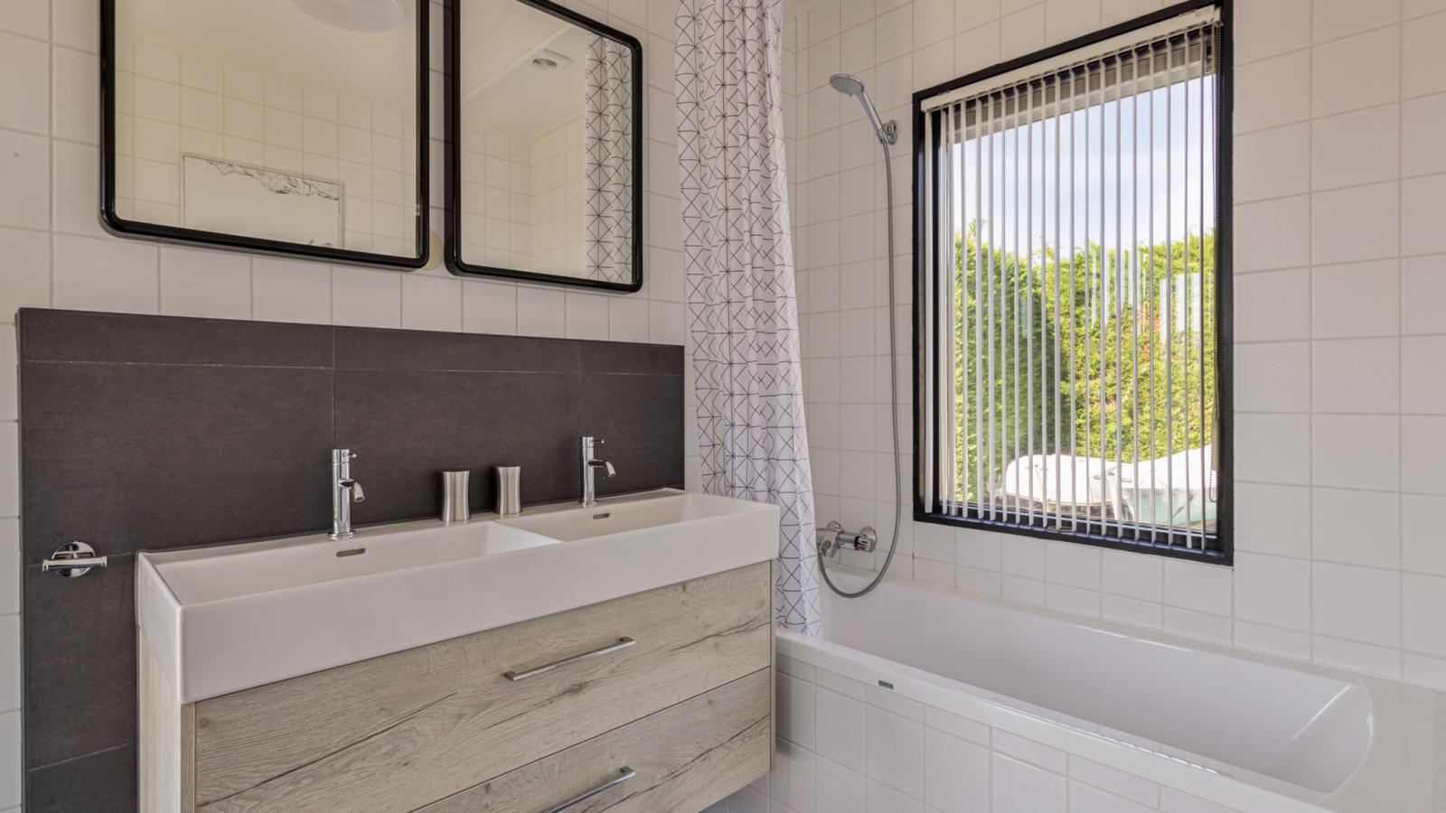 Reiger aan het Meer - Badkamer