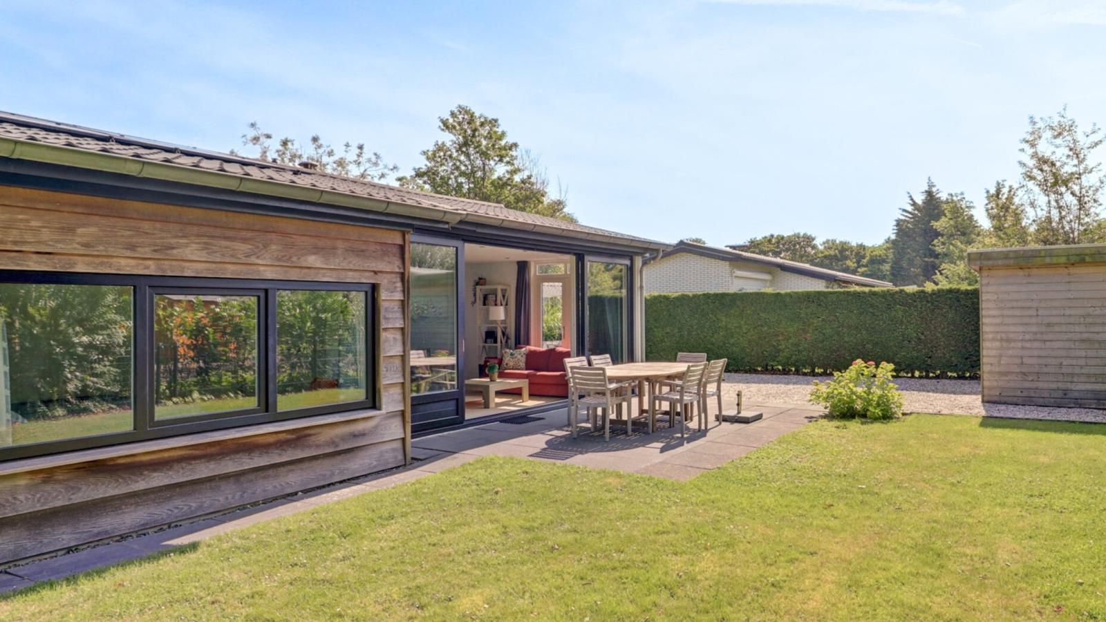 Duin Rust sijsjeslaan 3 - Tuinen zomer