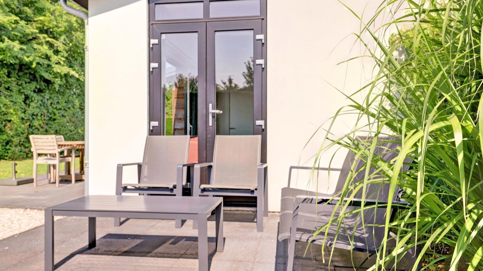 Duin Rust sijsjeslaan 3 - Tuinen zomer