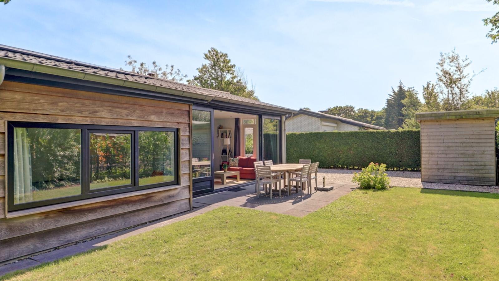 Duin Rust sijsjeslaan 3 - Tuinen zomer