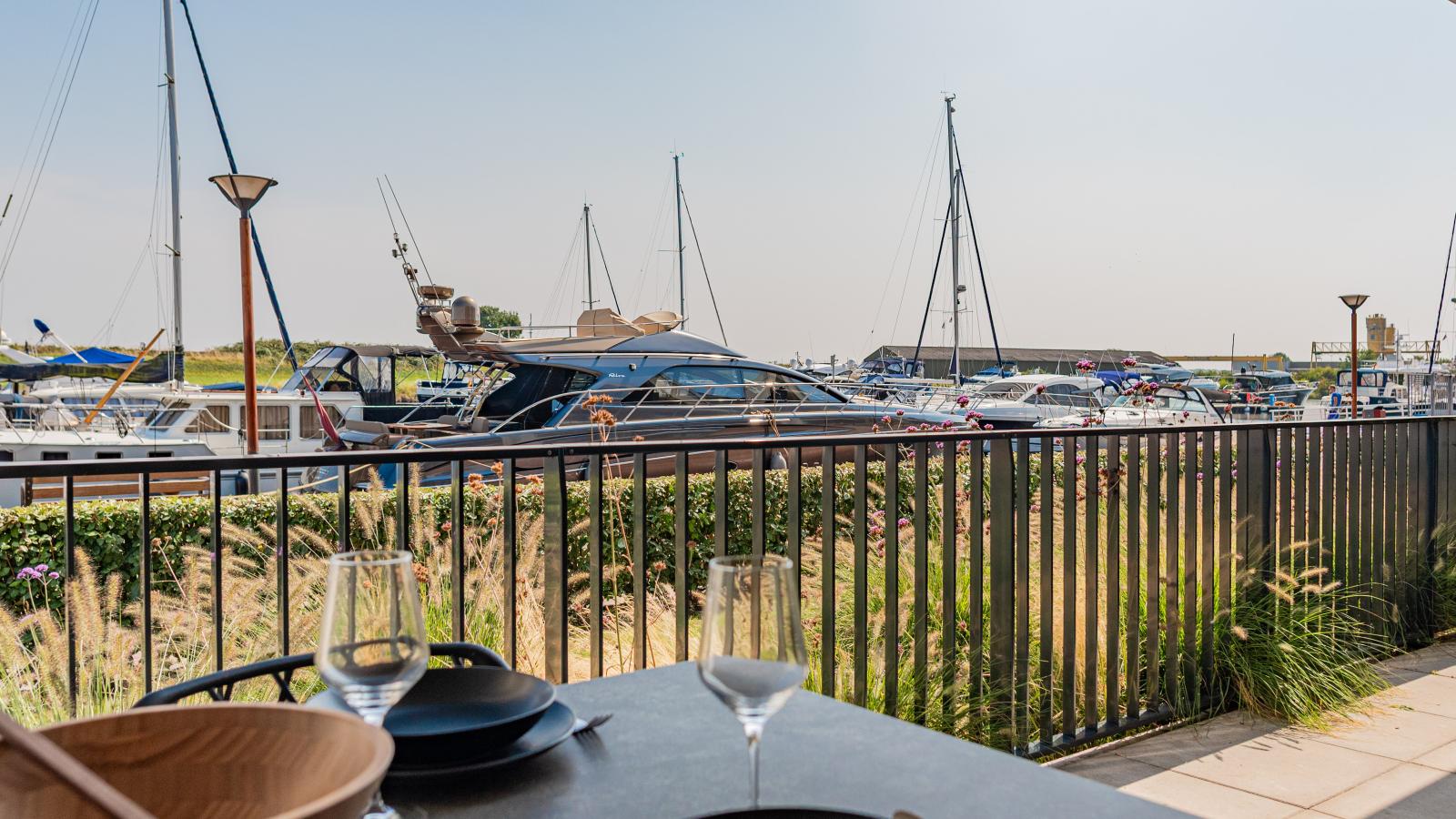Het Havenverblijf - Uitzicht zomer