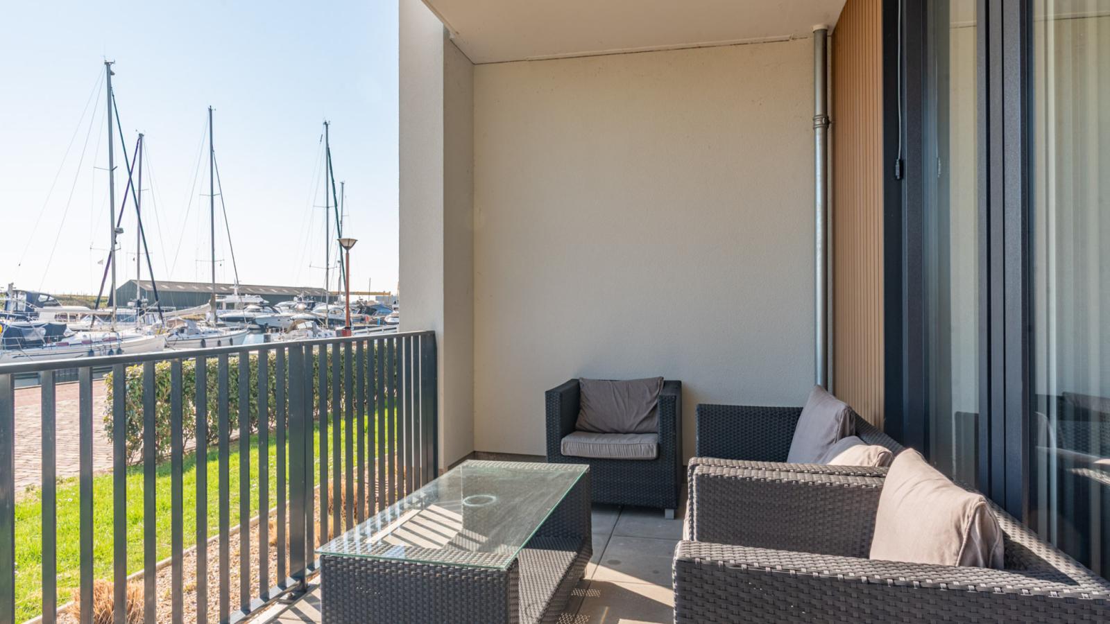De Havenkamer - Terrasbalkon