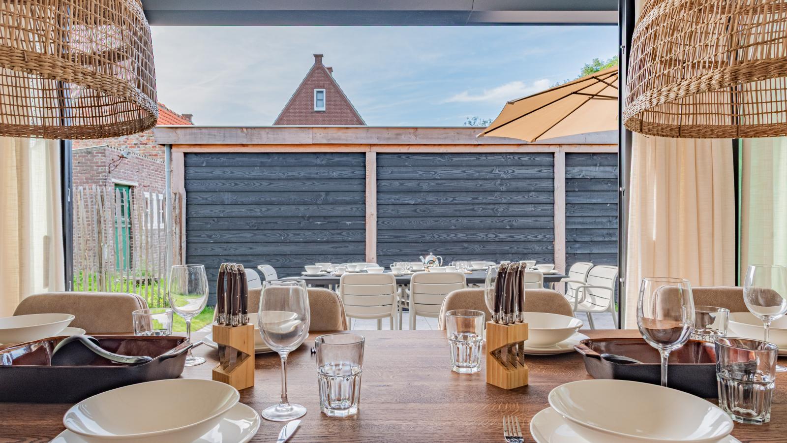 Villa Zilte Duinen - Eetkamer