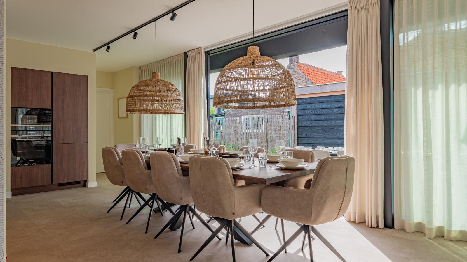 Villa Zilte Duinen - Eetkamer