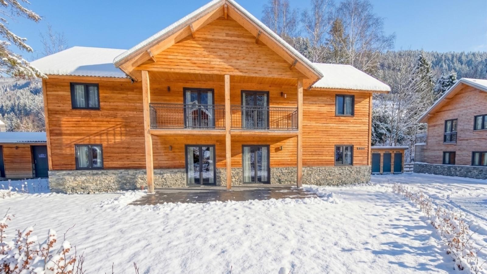 See Lounge - Exterior in winter