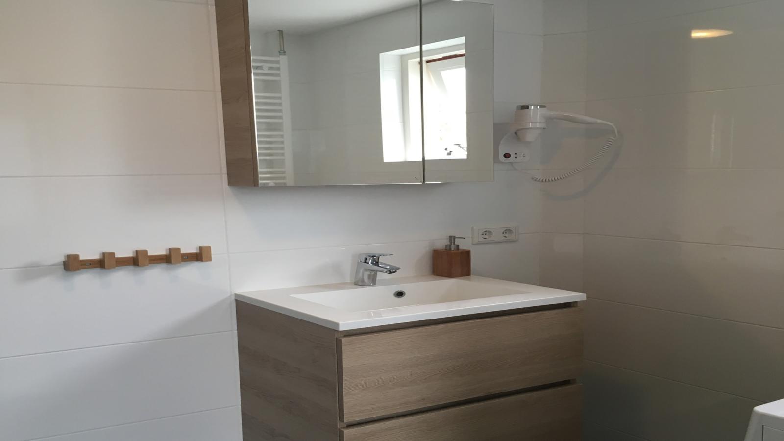 De zomerbij-Badkamer