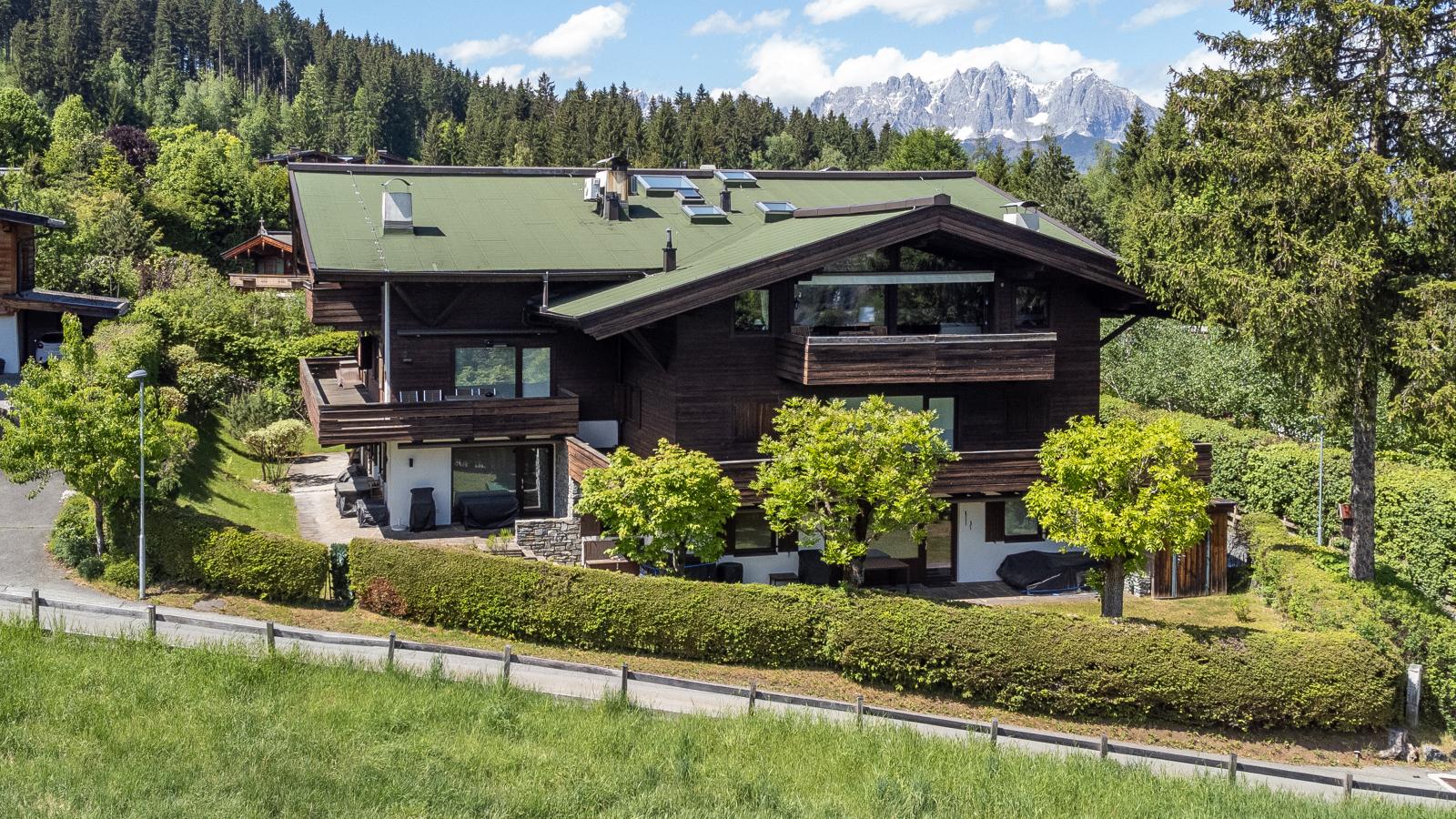 Alpina Lebenberg - Außenbereich Sommer