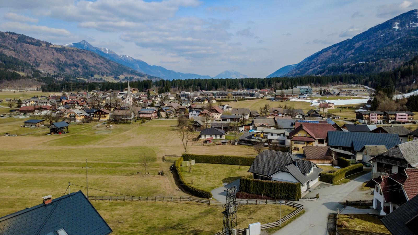 Salburg Tröpolach - Exterior in winter